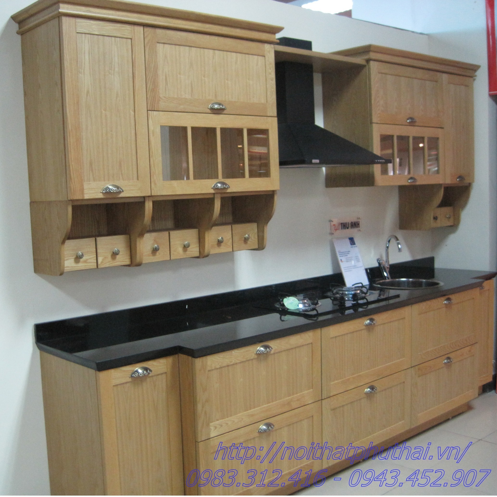 Tủ bếp gỗ Sồi PT13